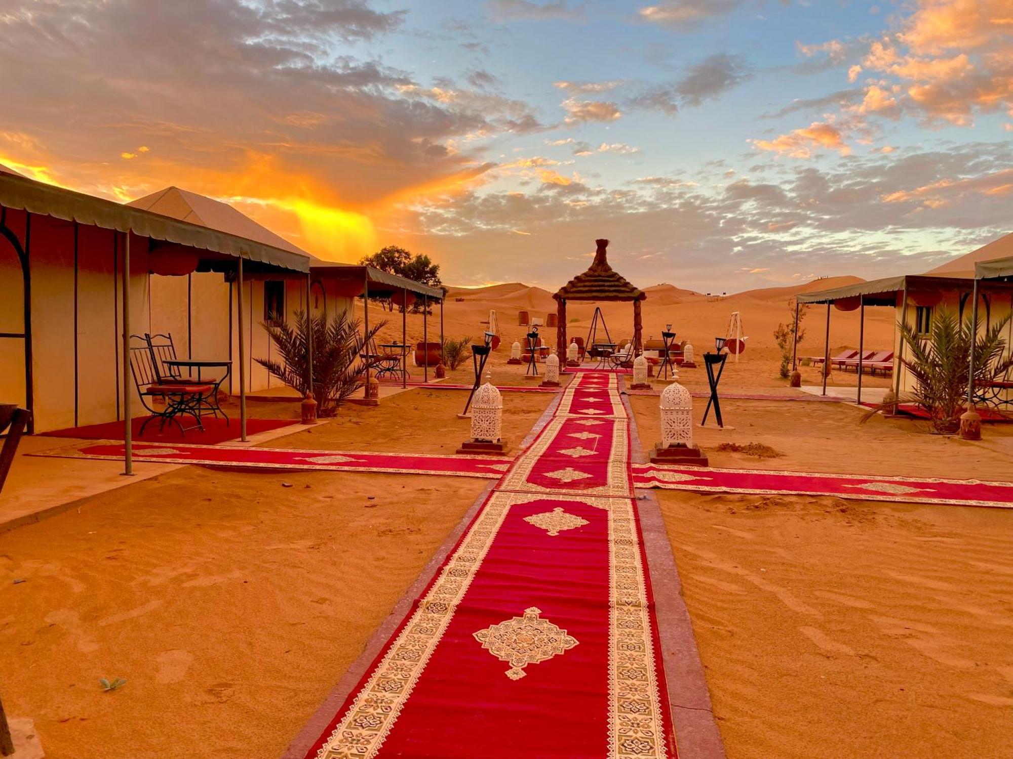 Moonlight Desert Camp Merzouga Buitenkant foto