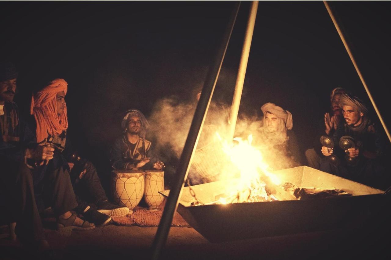 Moonlight Desert Camp Merzouga Buitenkant foto